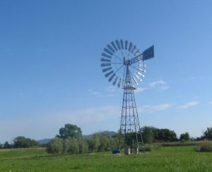 15 Meter hohe Tozzi-und-Bardi-Windwasserpumpe