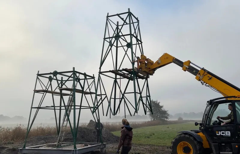 PE Windwasserpumpe Modell W 5015 Montage des Gittermasten 2. Sektor