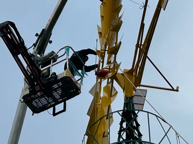 PE Windwasserpumpe Modell W 5015 Windradmontage