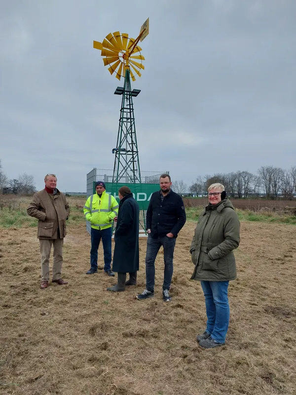 PE Windwasserpumpe W 1806 am Biotop in Weiterstadt